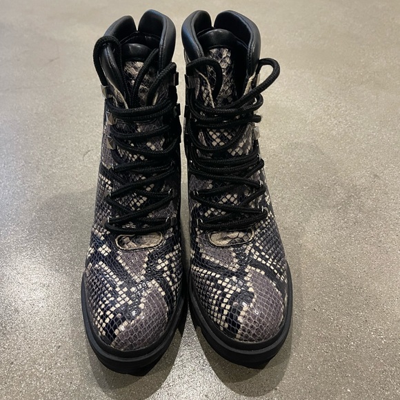 Marc Fisher Shoes - Marc Fisher Lanie Faux Leather Snakeskin Combat Boots Size 8